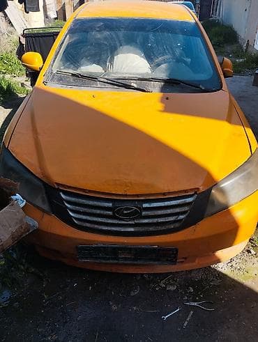 Hyundai Solaris: 2012 г., Седан — 2