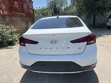Транспорт: Hyundai Elantra: 2019 г., 1.6 л, Автомат, Бензин, Седан — 6