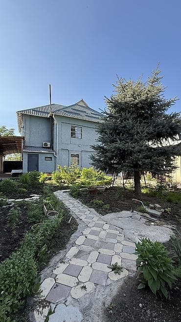 дома в ак орго: 🏡 Срочно продаётся 2-этажный дом в ж/м Ак-Орго 📍 Отличное — 10