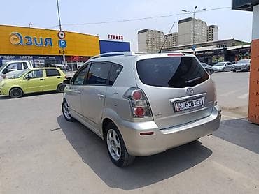 Toyota Corolla Verso: 2008 г., 2.2 л, Механика, Дизель, Минивэн