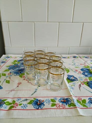 крышки от бутылок: Советские новые стопки с позолотой 100 миллитров. 11 штук . 70 — 1