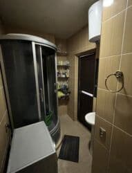 срочно продаётся 1 комнатная квартира в районе шлагбаум по улице кенсуйская 17 пересекает интергельпо: 2 комнаты, 53 м², Элитка, 8 этаж, Евроремонт — 16