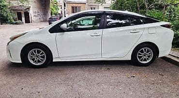 машина toyota prius: Toyota Prius: 2016 г., 1.8 л, Автомат, Гибрид, Лифтбек — 2