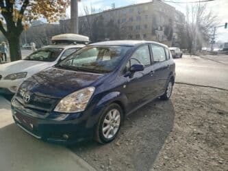 продаю тойота раф4: Toyota Corolla Verso: 2004 г., 1.8 л, Механика, Бензин, Минивэн — 1