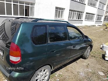 Mitsubishi Space Star: 1998 г., 1.3 л, Механика, Бензин, Универсал