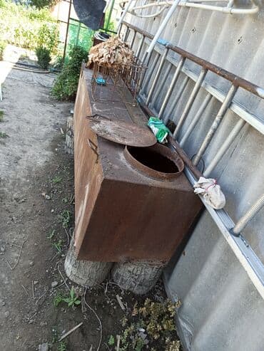 кондитерское оборудование: Продается железный ящик & ёмкость — 3