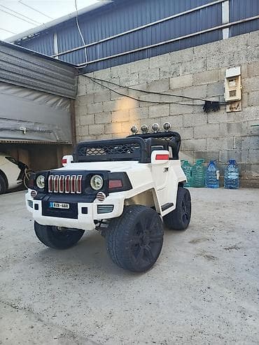детский бут кийим: Детский электромобиль-внедорожник, 2‑местный, 4 WD. - Кузов в стиле — 1