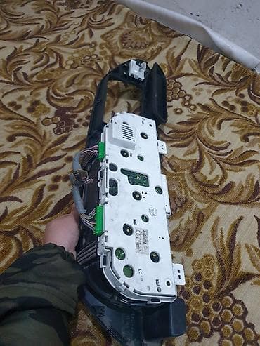 кузов одиссей: Щиток приборов Toyota 2000 г., Б/у, Оригинал, Япония — 4