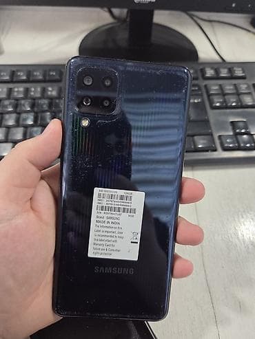 Samsung Galaxy M32, Б/у, 128 ГБ, цвет - Черный, 2 SIM