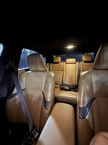 салон на gx470: Lexus ES: 2019 г., 2.5 л, Автомат, Гибрид, Седан — 5