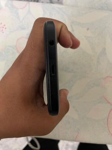 сломанные телефон: Poco C51, Б/у, 64 ГБ, цвет - Черный, В рассрочку, 2 SIM — 6