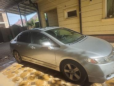 Honda Civic: 2009 г., 1.8 л, Автомат, Бензин, Седан — 4