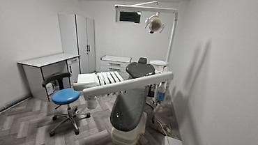 дордой одежды: Стоматологическая установка с верхней подачей инструментов и — 2