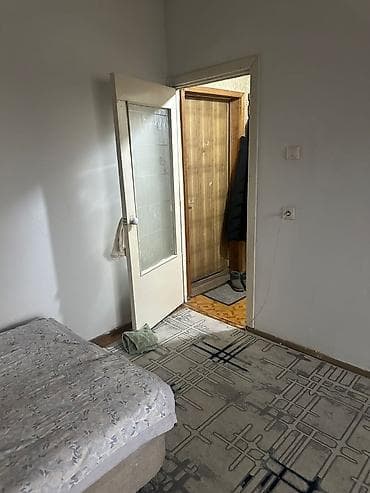 набережная: 1 комната, 33 м², 106 серия, 3 этаж, Старый ремонт — 2