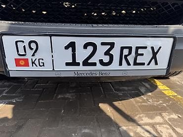 w210 e280: Mercedes-Benz Sprinter (черный микроавтобус) - Кузов: длиннобазный — 3