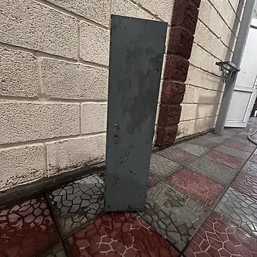 темир столдор: Шаймандар үчүн шкаф, Колдонулган, Бар — 2