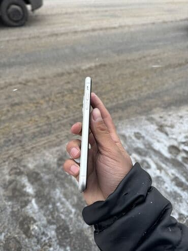 купить бу 11 айфон: IPhone 11, Белый — 4