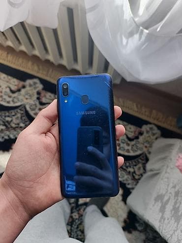 nubia red: Samsung A10e, Б/у, 32 ГБ, цвет - Синий, В рассрочку, eSIM — 1