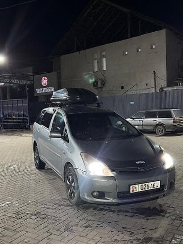 версо авенсис: Toyota WISH: 2003 г., Автомат, Бензин, Универсал — 1