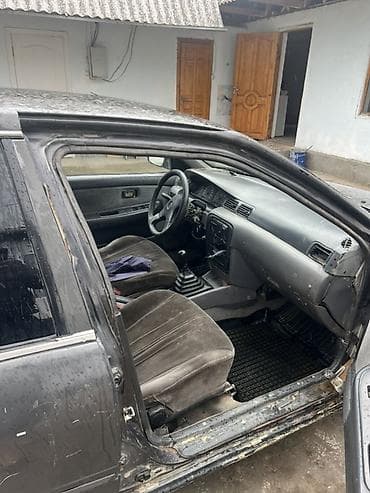 Продажа авто: Nissan Sunny: 1995 г., 1.6 л, Механика, Бензин, Седан — 7