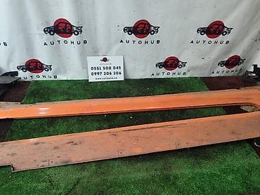 Глушители: Наружные накладки порогов Kia, 2016 г., Б/у, Оригинал — 1