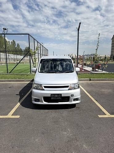 Honda Stepwgn: 2003 г., 2 л, Автомат, Бензин, Минивэн — 1