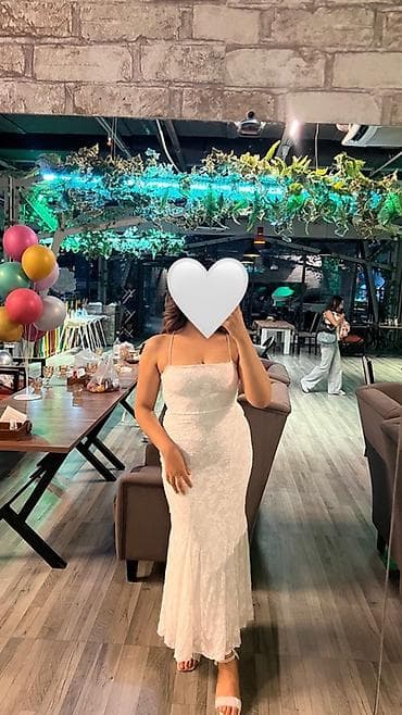 детские платья белый: Вечернее платье, Русалка, Длинная модель, Без рукавов, Открытая спина, Стандарт — 1