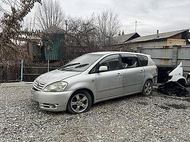 jetta 2: Toyota Ipsum: 2001 г., 2.4 л, Бензин — 1