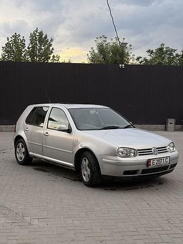 Продажа авто: Volkswagen Golf: 1999 г., 2 л, Механика, Бензин, Хэтчбэк — 4
