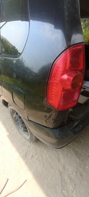 Mitsubishi: Mitsubishi Space Star: 2001 г., 1.6 л, Механика, Бензин, Универсал — 7