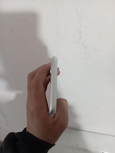 бесплатный iphone: IPhone 8 Plus, Новый, Белый, 70 % — 7