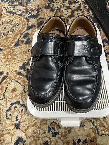 Детская обувь: Отдам даром. Состояние хорошее, единственное стельки заменить. Размер — 3