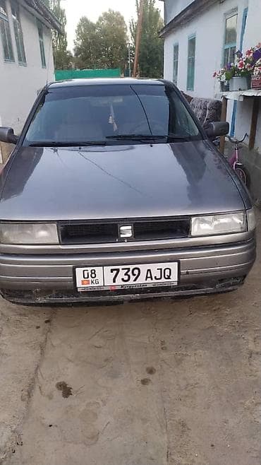 сиденья тико: Seat Toledo: 1992 г., Седан — 1