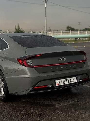 spark 2012: Hyundai Sonata: 2021 г., Автомат, Бензин, Седан — 10