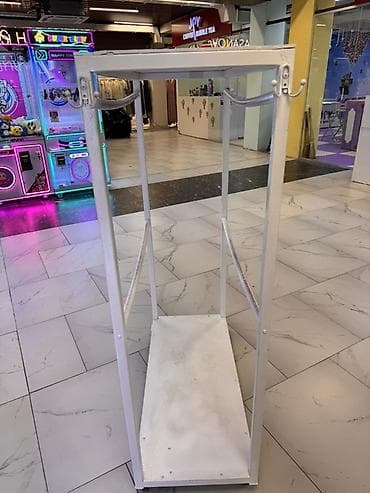 Кронштейны, стойки: Кронштейн Для одежды, Материал: Металл, На колесах, Б/у — 2