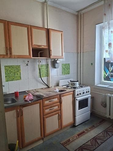 ищим квартиру: 2 комнаты, 50 м², 7 мкр 105 серия, 5 этаж, Требуется ремонт — 1