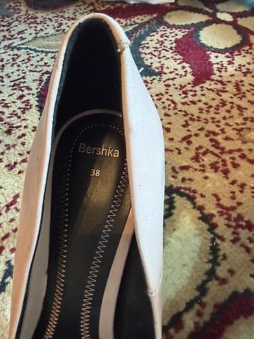 amazfit bip 3: Туфли-лодочки Bershka - Размер: 38 (указан на стельке) - Цвет — 3