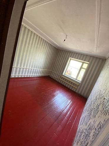 продам дом кызыл аскер: 4 м², 4 комнаты — 10