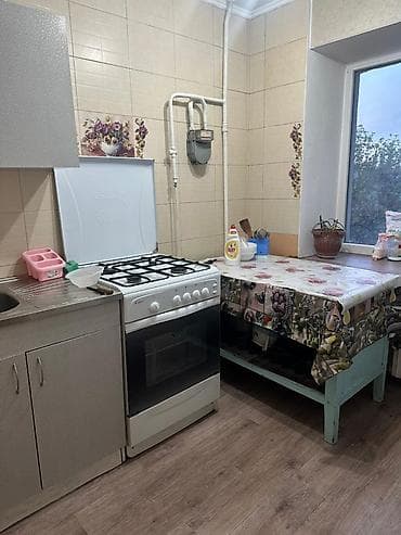 58: 3 комнаты, 58 м², Индивидуалка, 3 этаж, Косметический ремонт — 3