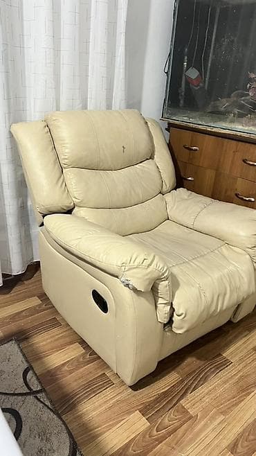 sofa bed: Кресло-реклайнер с выдвижной подножкой - Механический реклайнер — 7