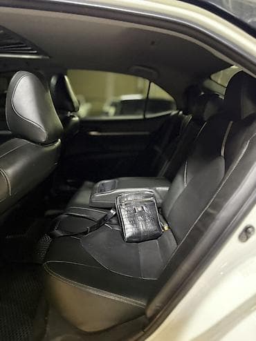 honda stepwgn 2015: Toyota Camry: 2017 г., 2.5 л, Автомат, Бензин, Седан — 8