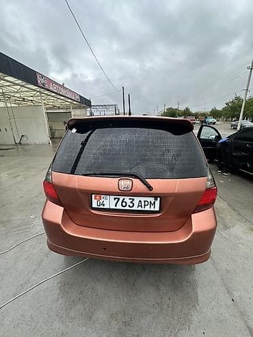 old man: Honda Fit: 2008 г., 1.5 л, Механика, Бензин, Хэтчбэк — 3