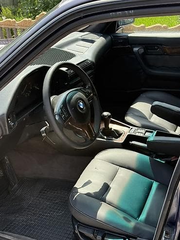 номер армения: BMW 5 series: 1991 г., Седан — 10