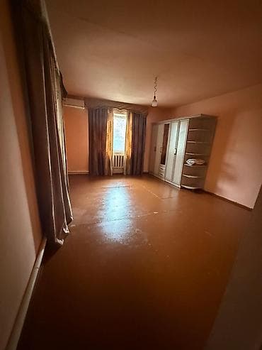 old бишкек: 250 м², 10 комнат, Видеонаблюдение, Кондиционер, Парковка — 2
