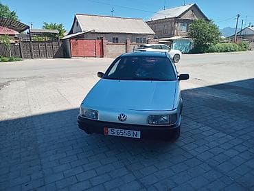 карневал машина: Volkswagen Passat: 1991 г., 1.8 л, Ручные, Бензин, Седан — 1
