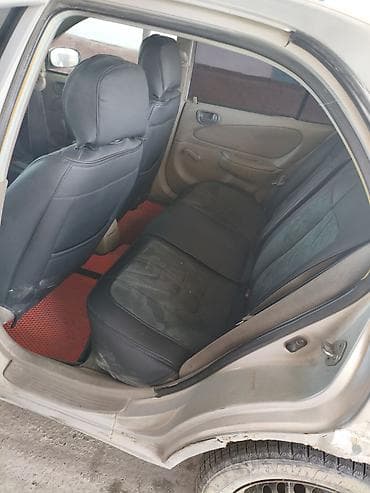 сокулук там: Toyota Corolla: 2000 г., 1.8 л, Автомат, Бензин, Седан — 7