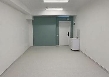 Сдается кабинет на долгий срок 
Свежий ремонт 
Уютный светлый кабинет