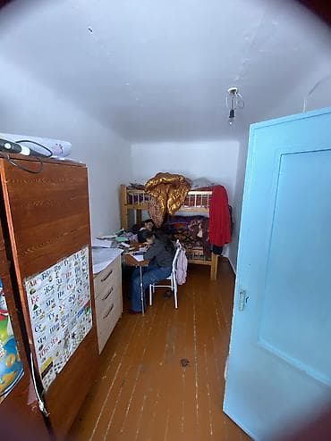 в балыкчы: 3 комнаты, 56 м², 104 серия, 2 этаж, Старый ремонт — 8