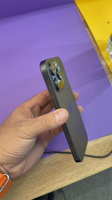 Ковролин: IPhone 15 Pro, Б/у, 256 ГБ, 85 % — 10