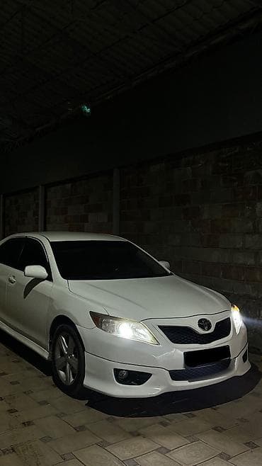 corolla 2016: Toyota Camry: 2009 г., 2.5 л, Автомат, Бензин, Седан — 2